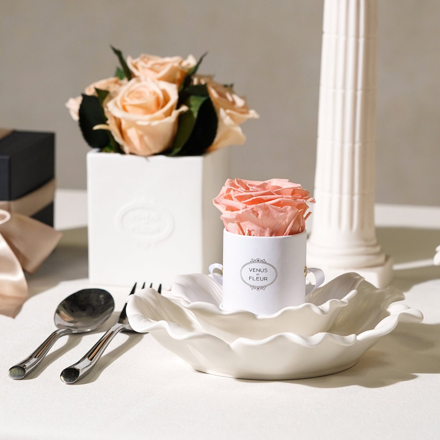 EternaBloom™ - Preserved Rose Box
