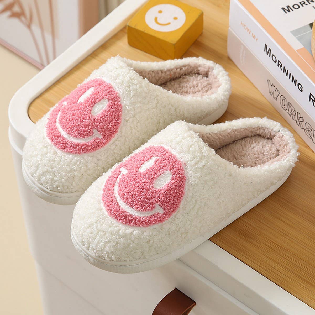 HappyStep™ - Plush Smile Slippers