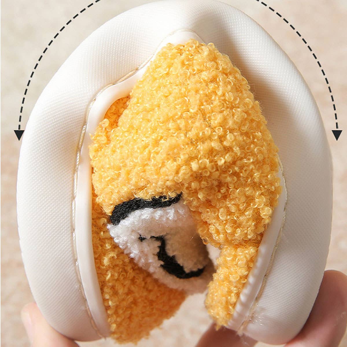 HappyStep™ - Plush Smile Slippers